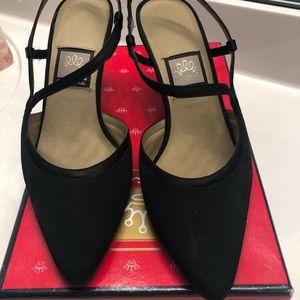 Nina black dressy pumps